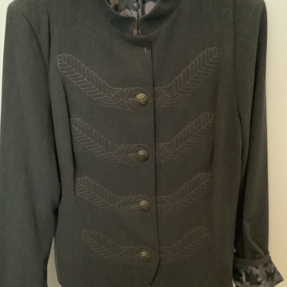 CAbi. Short jacket sz 16